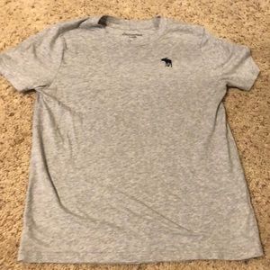Abercrombie kids boys short sleeve shirt gray